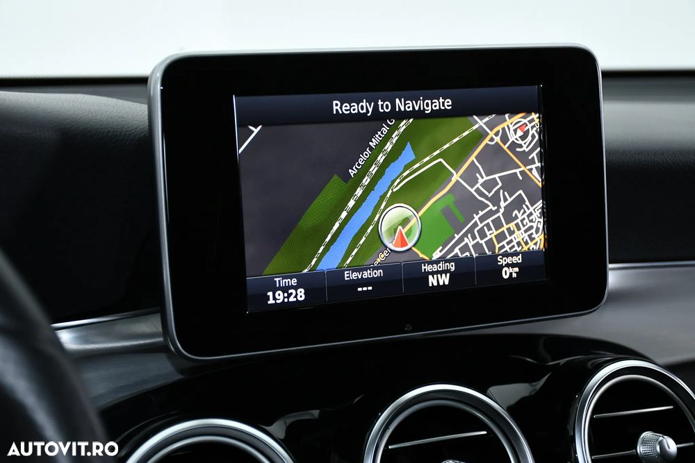 Mercedes-Benz GLC 250 d 4Matic 9G-TRONIC AMG Line - 27