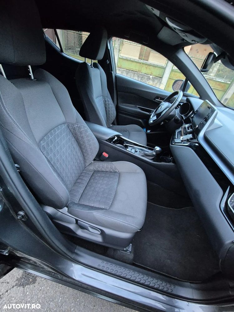 TOYOTA C-HR 2021 — imagine 5
