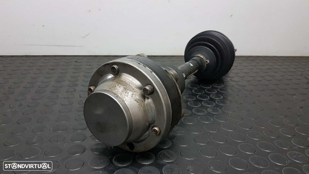 TRANSMISSÃO FRENTE ESQUERDA VOLKSWAGEN TOUAREG (7LA) TDI V10 - 2