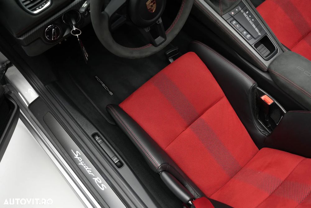 Porsche Boxster - 16