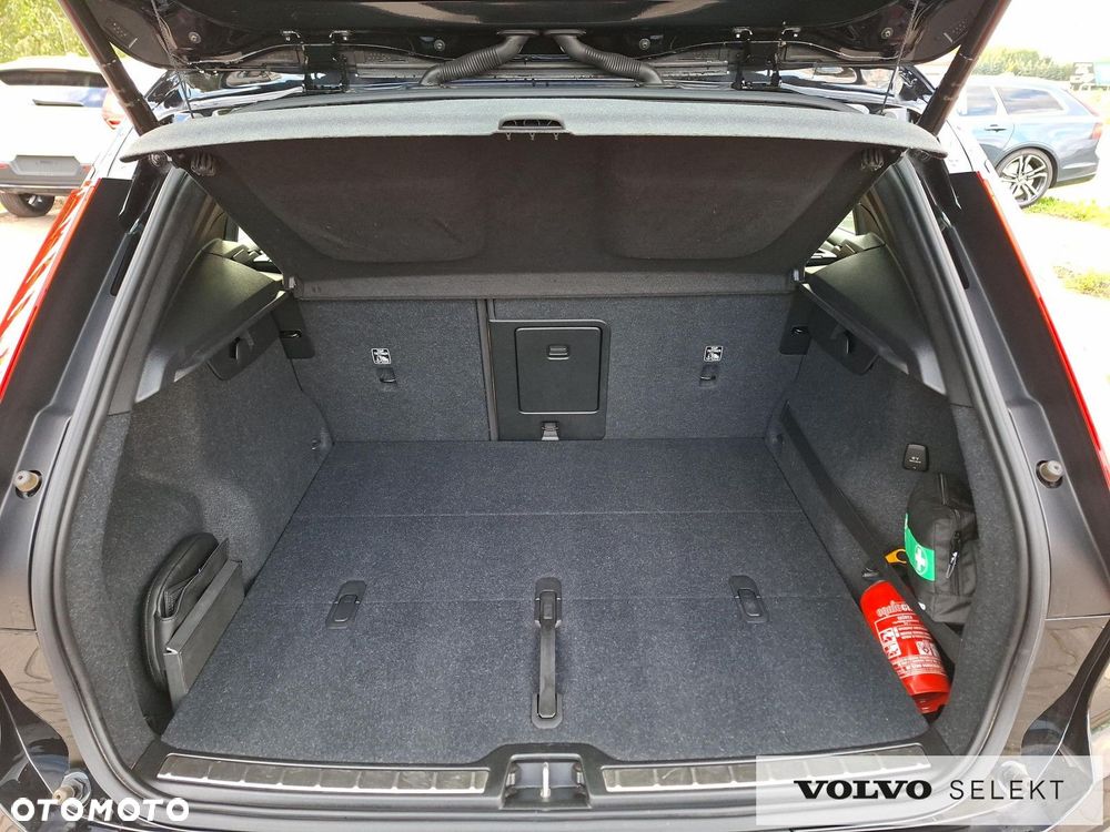 Volvo XC 40 - 30