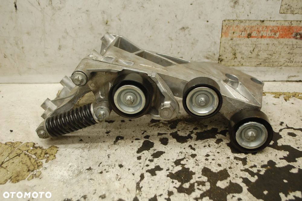ŁAPA ALTERNATOR NAPINACZ ROLKI GATES E4377A890250 MERCEDES W169 W245 1.5 1.7 - 2