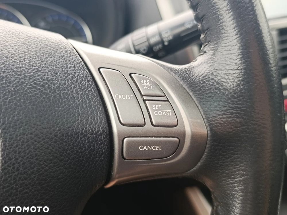Subaru Impreza - 12