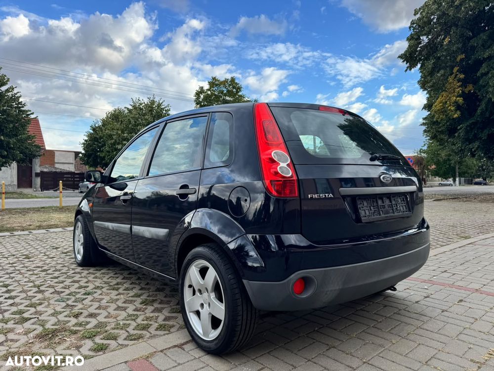 Ford Fiesta 2006 photo 4
