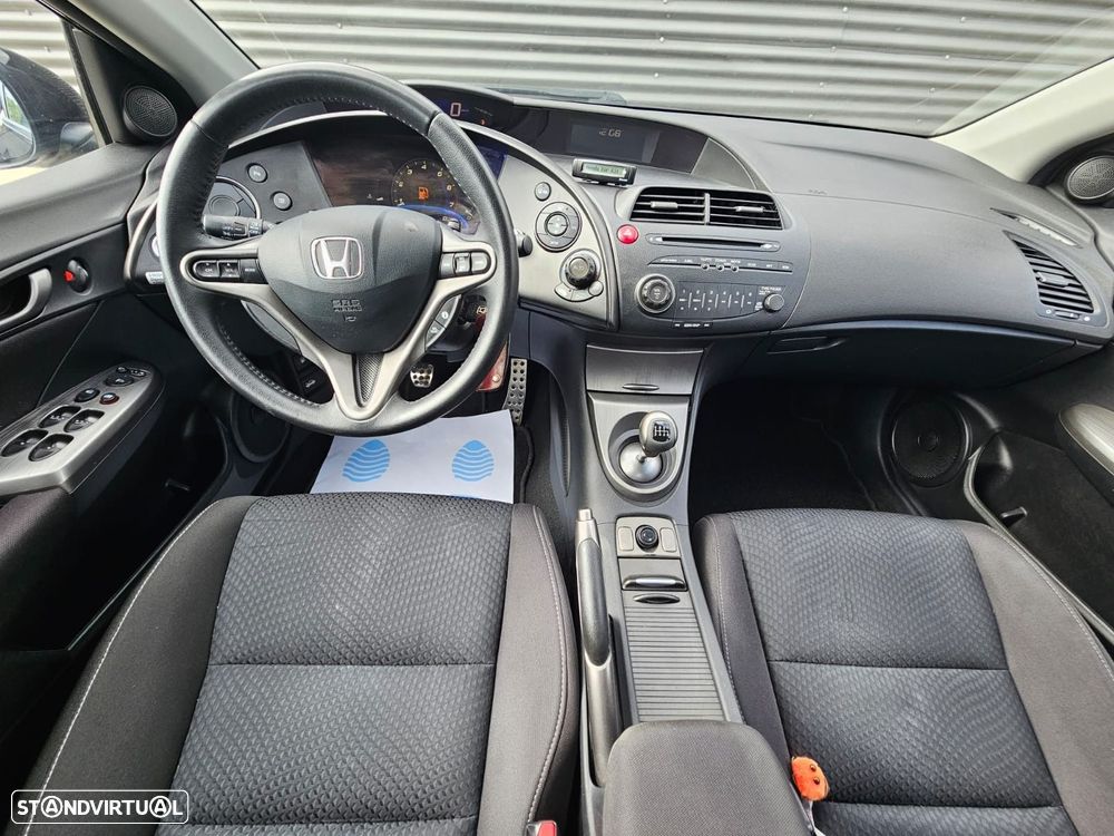 Honda Civic 1.4 i-VTEC Elegance - 16