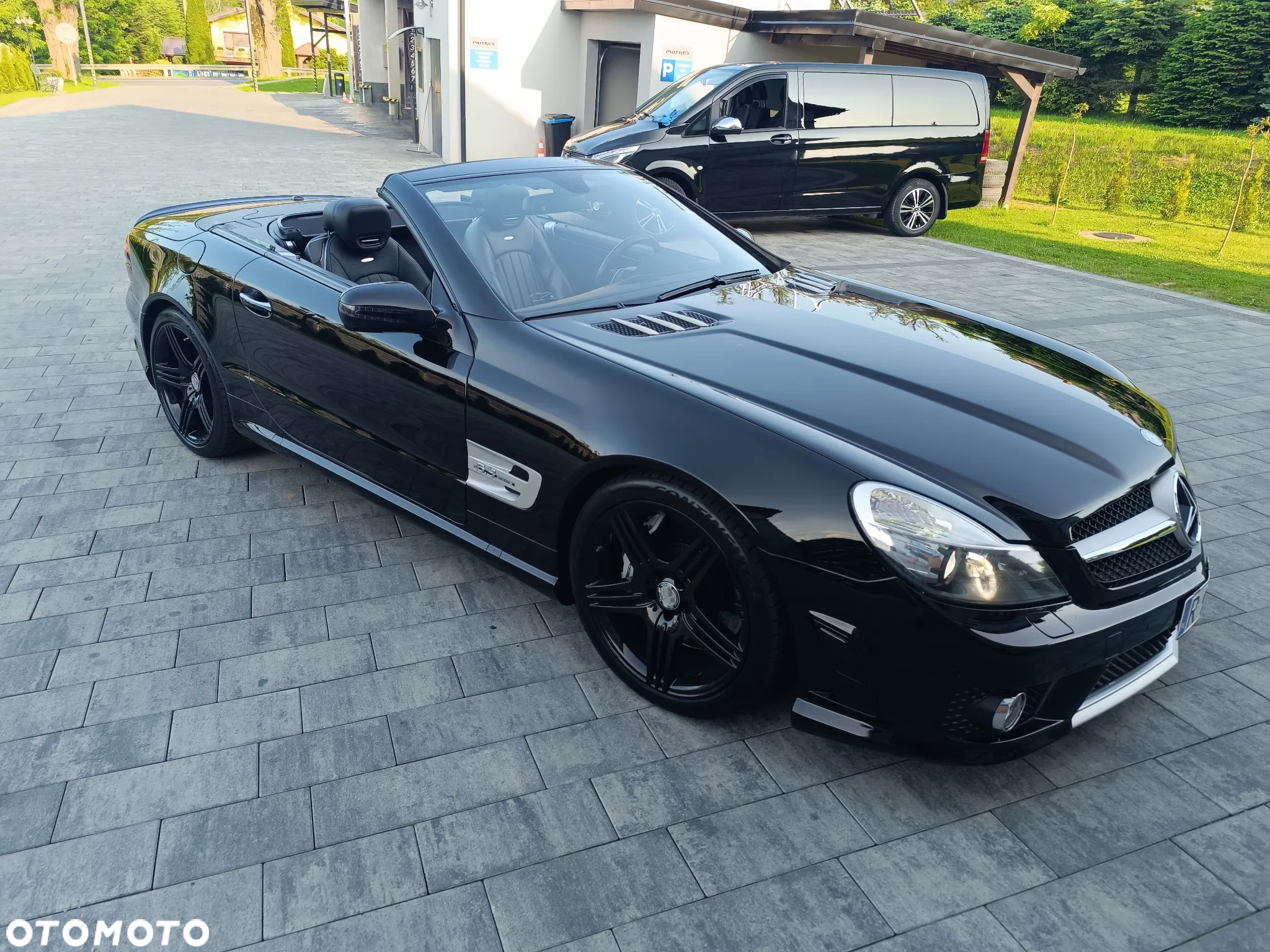 Mercedes-Benz SL 63 AMG - 30