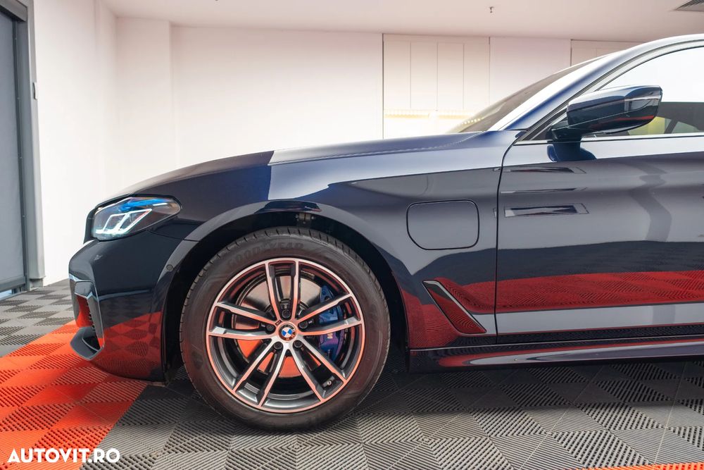 BMW Seria 5 530e Aut. M Sport Edition - 6