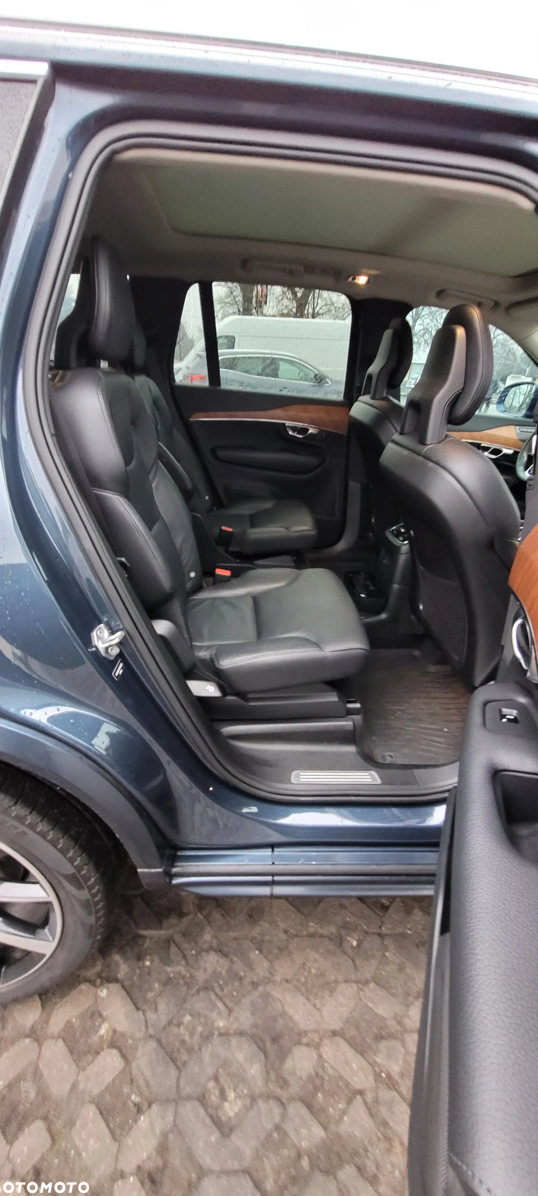 Volvo XC 90 - 25