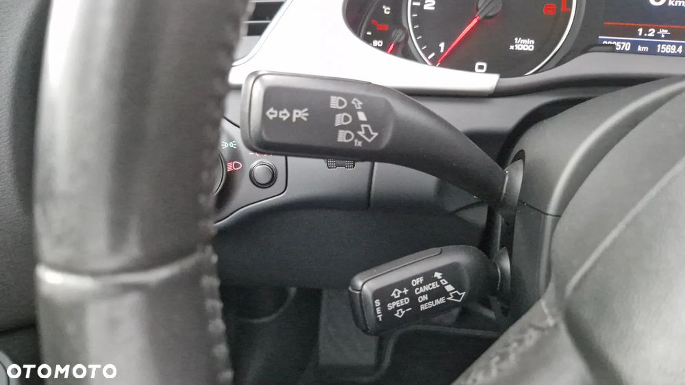 Audi A4 Avant 2.0 TDI e DPF S line Sportpaket - 34