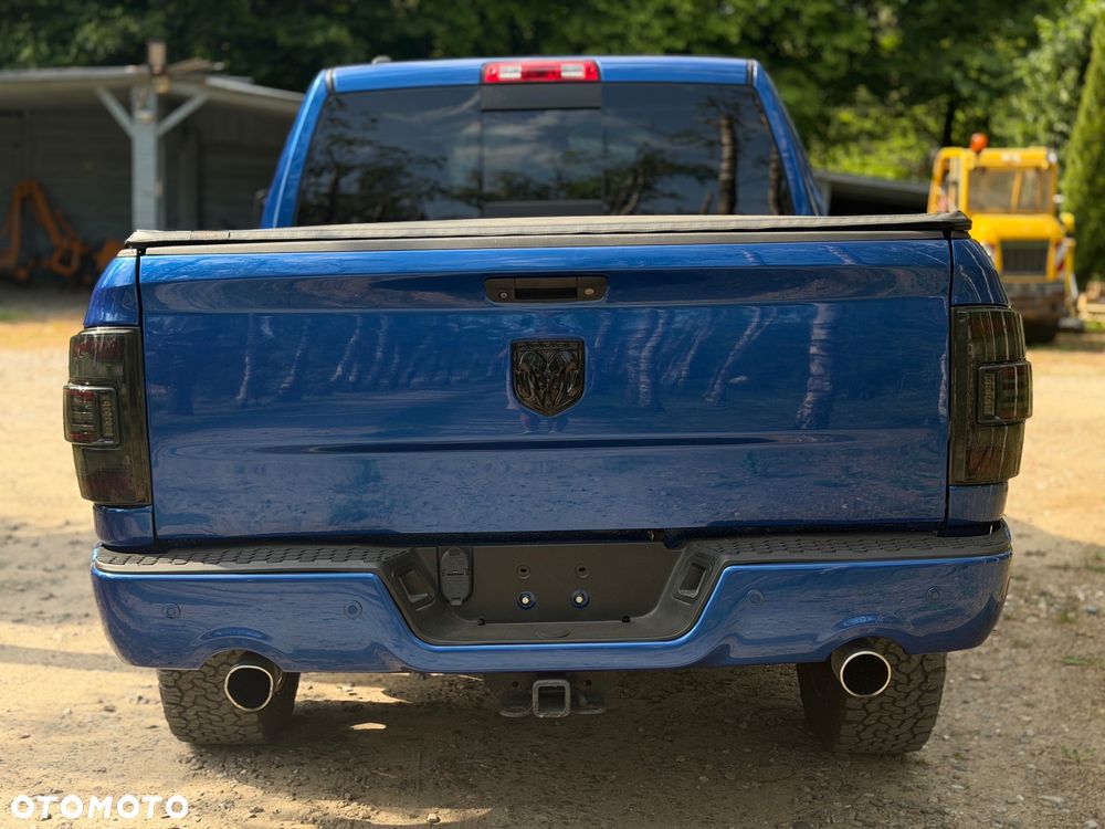Dodge RAM - 4