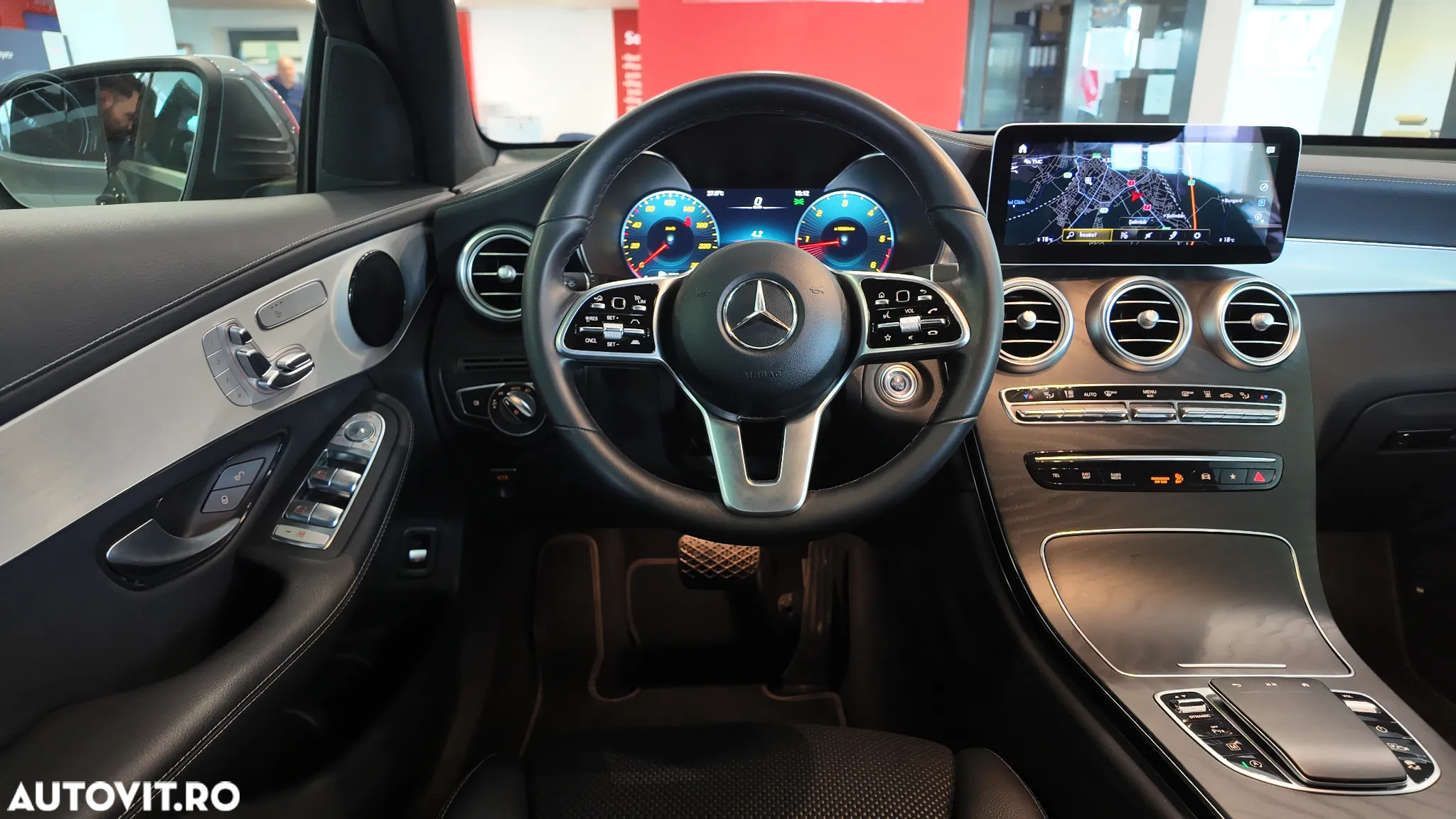Mercedes-Benz GLC 220 d 4Matic 9G-TRONIC - 18
