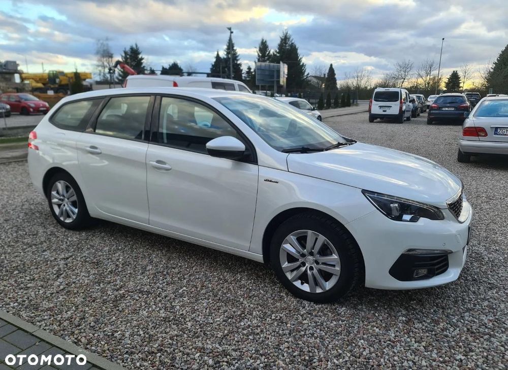 Peugeot 508 BlueHDi 130 EAT8 Allure Pack - 16