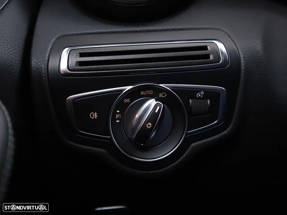 Mercedes-Benz C 200 - 19