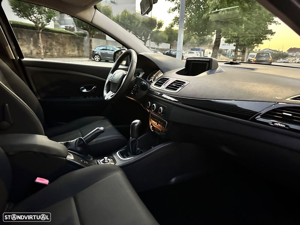 Renault Mégane 1.5 dCi Dynamique S - 37