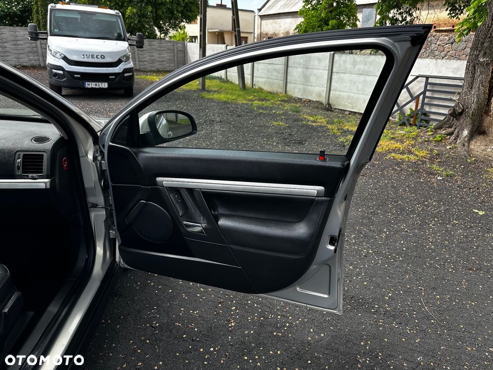 Opel Vectra 1.8 Cosmo Plus - 19