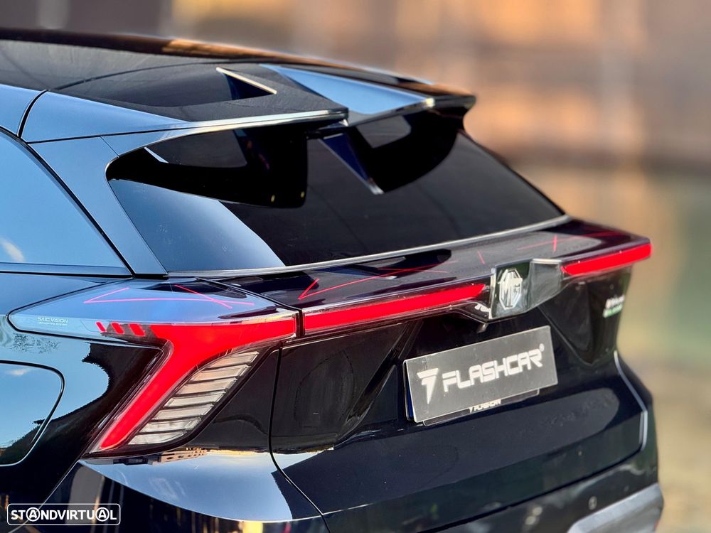 MG MG4 64 kWh Luxury - 11