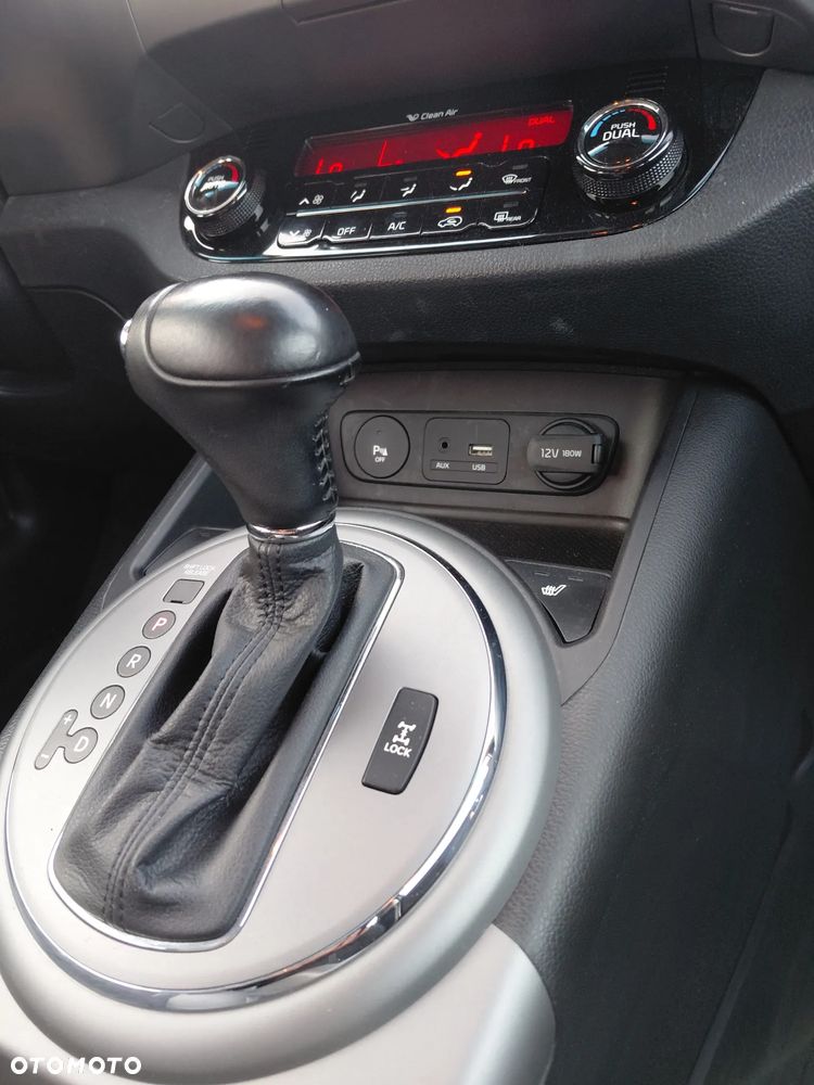 Kia Sportage - 12