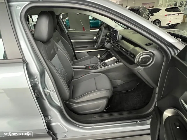 Jeep Avenger 1.2 GSE T3 Altitude - 12