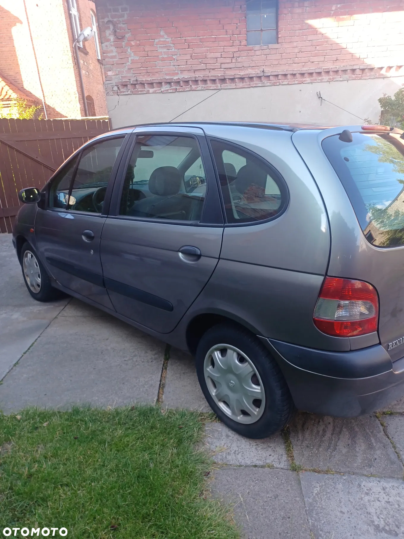 Renault Scenic - 3