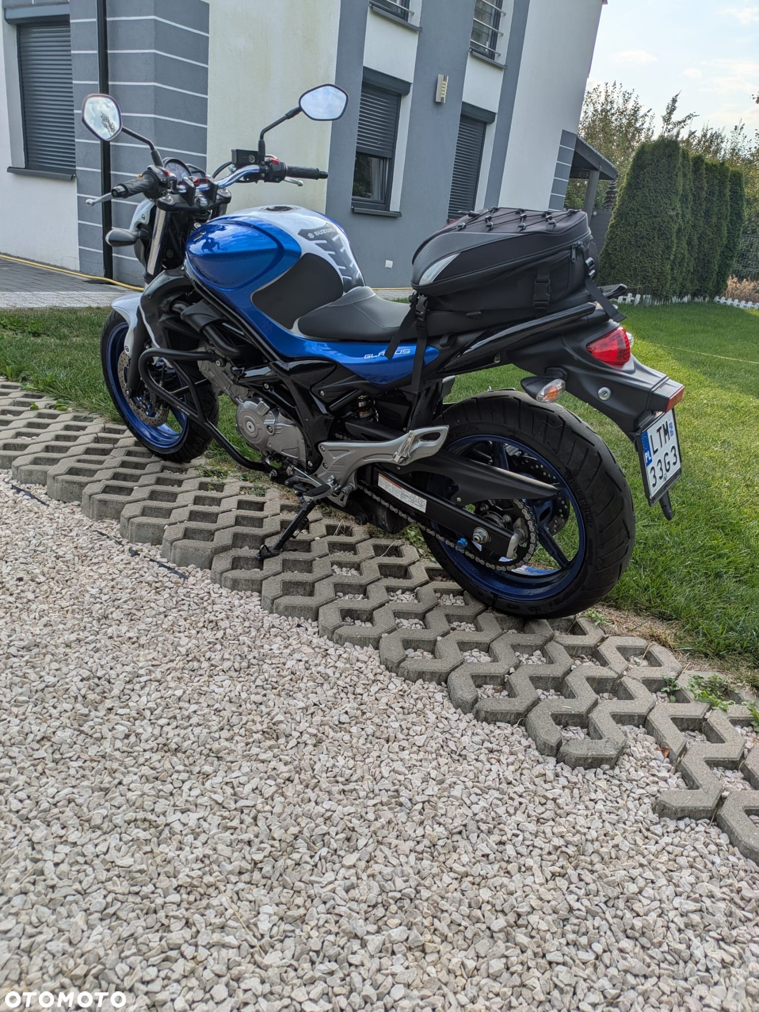 Suzuki Gladius - 5