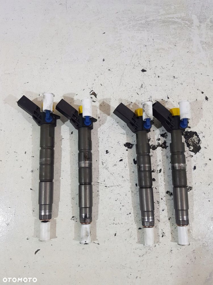 WTRYSKIWACZ PALIWA A6540700187 MERCEDES W213 W205 2.0 CDI 654920 - 1