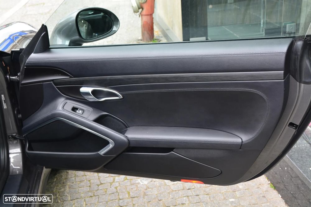 Porsche 911 (991) Targa 4 GTS PDK - 44