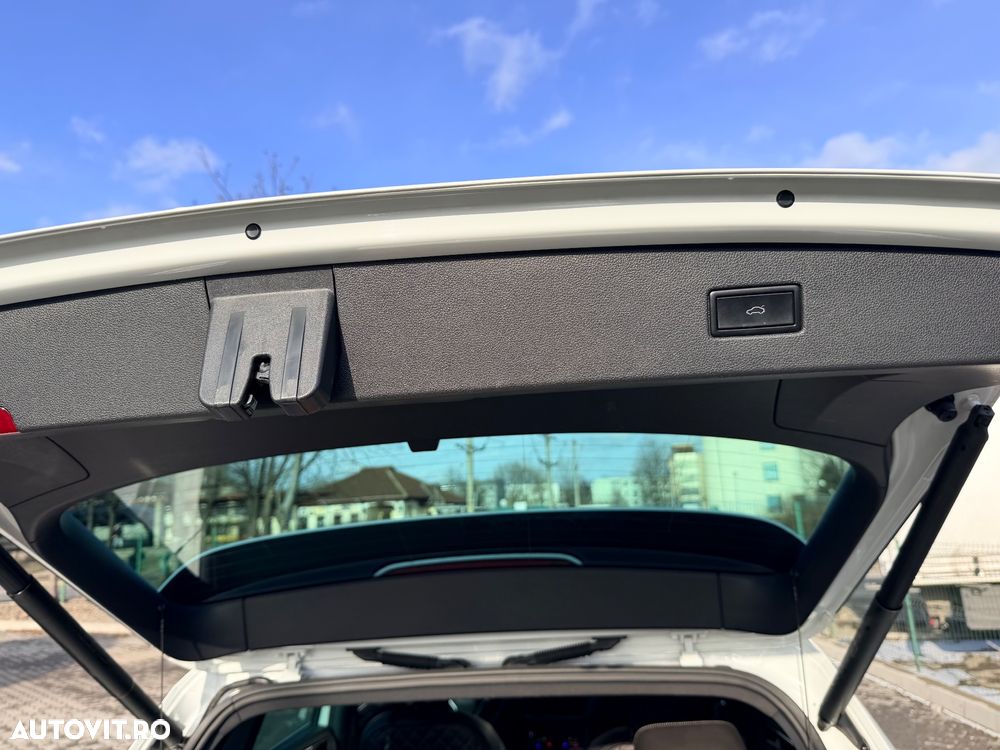 Volkswagen Tiguan 2.0 TDI SCR 4MOTION DSG IQ.DRIVE - 11