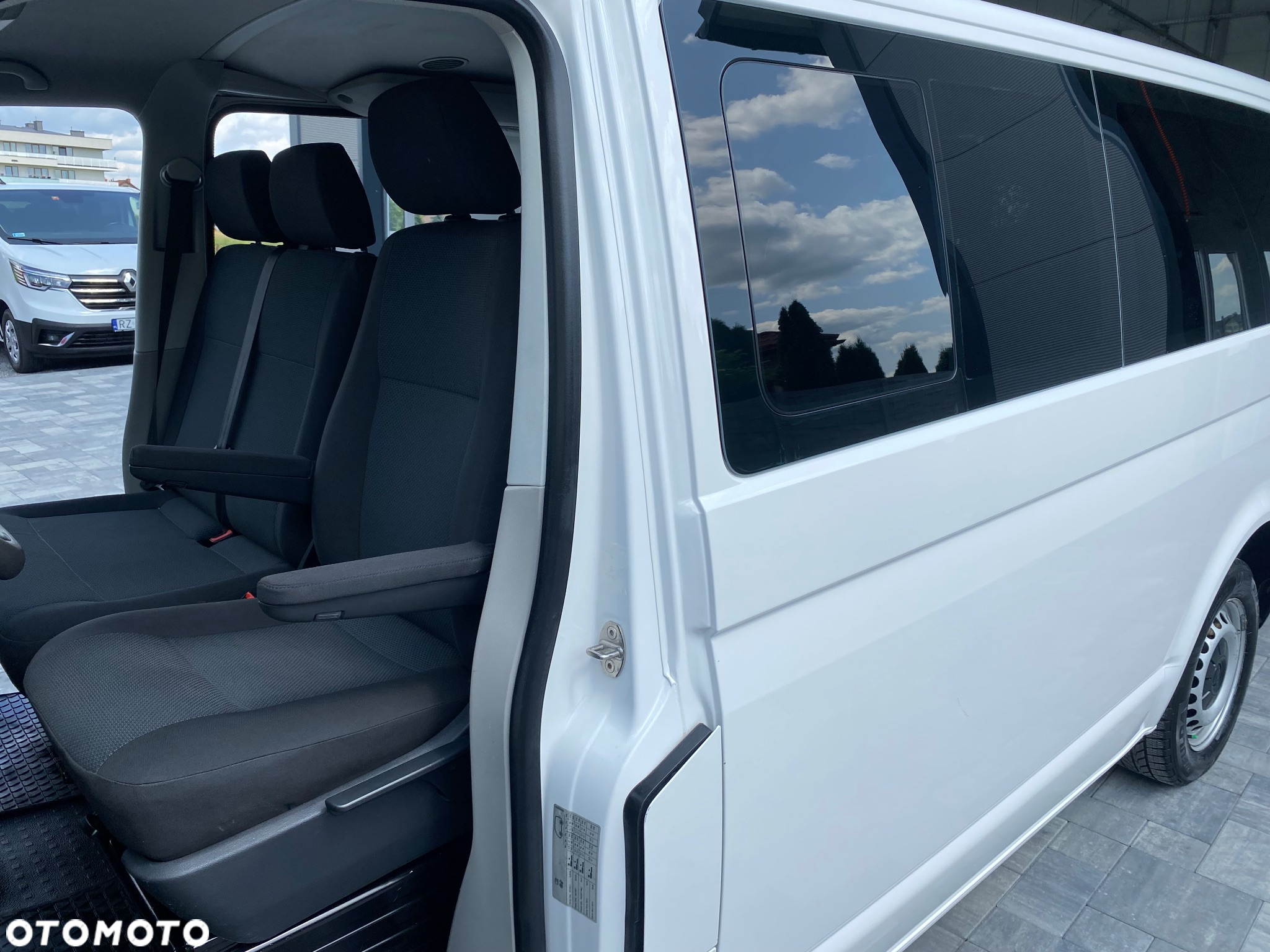 Volkswagen Transporter T6 TDI L2H2 - 25