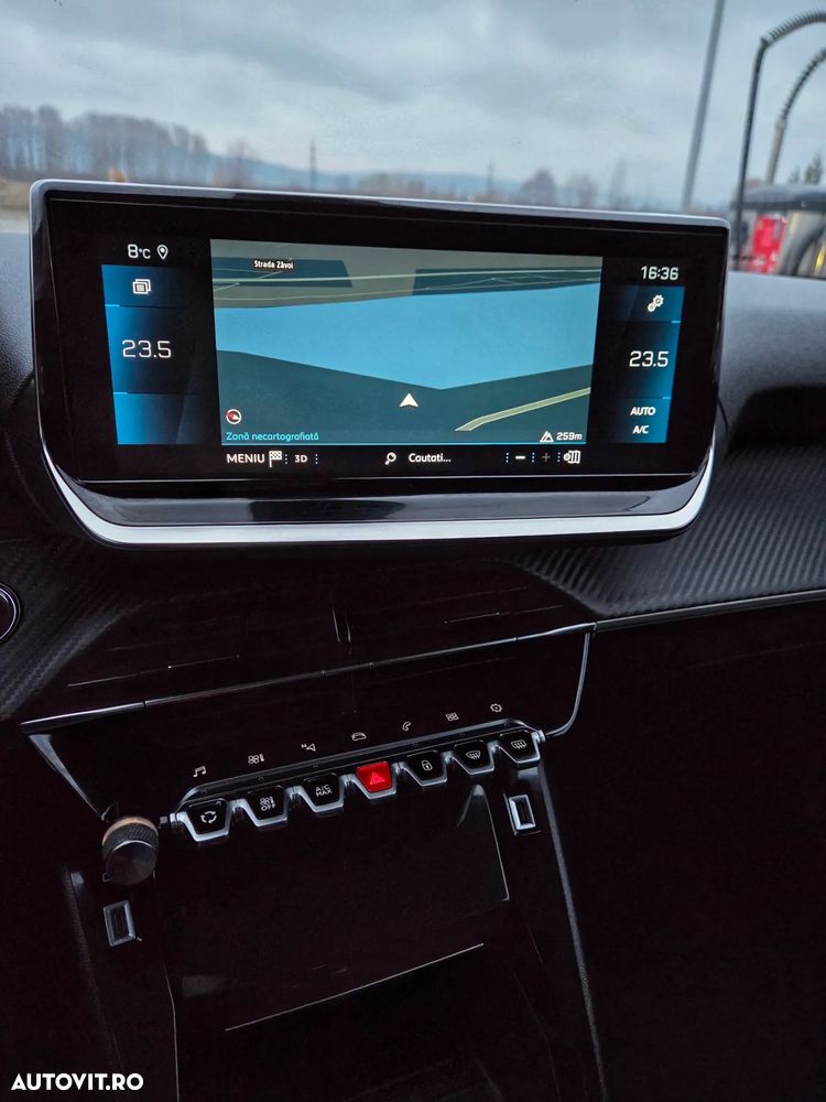 Peugeot 2008 1.5 BlueHDI 130 S&S EAT8 GT - 22