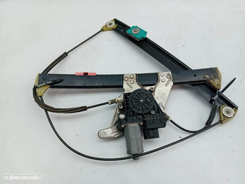 Elevador vidros frente esquerdo AUDI A6 Avant (4B5, C5) - 1