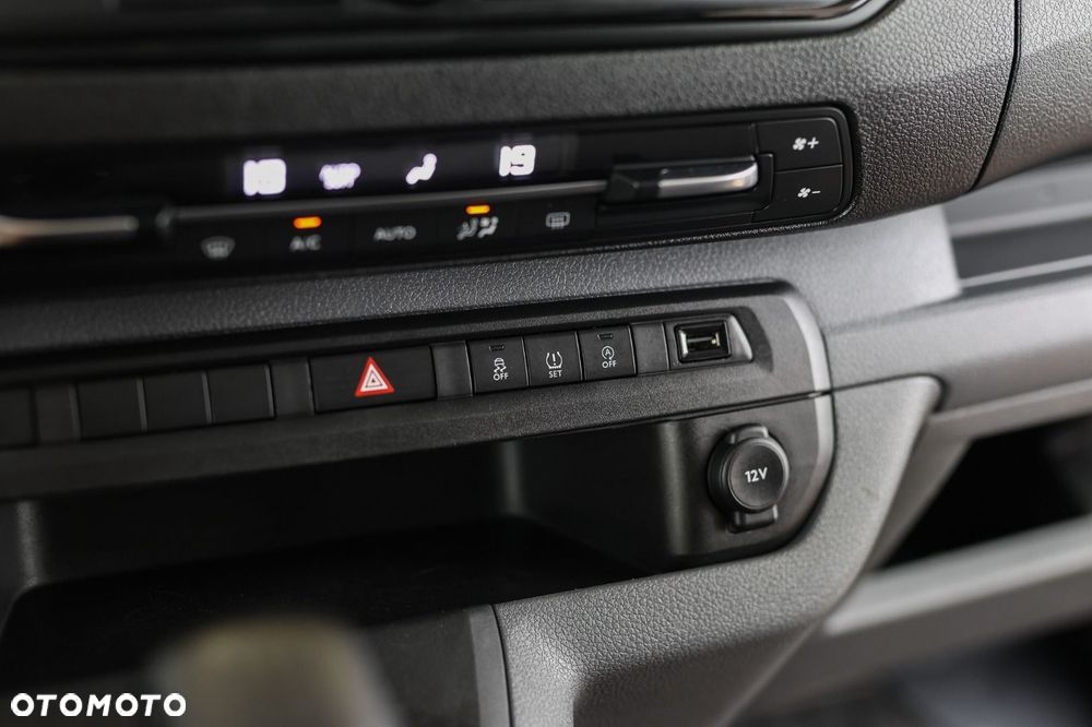 Toyota Proace Verso - 23