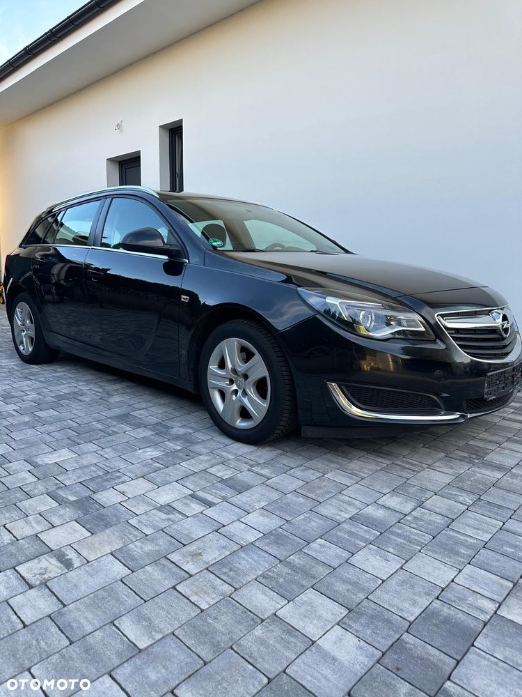 Opel Insignia - 1
