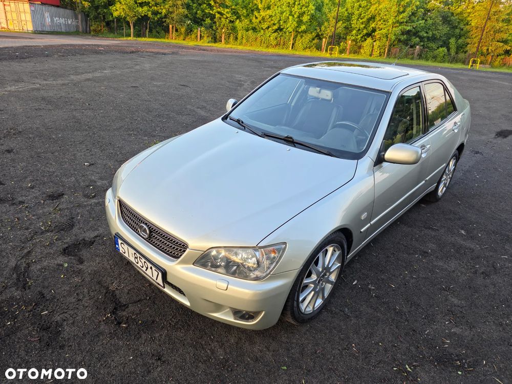 Lexus IS 200 Prestige - 24