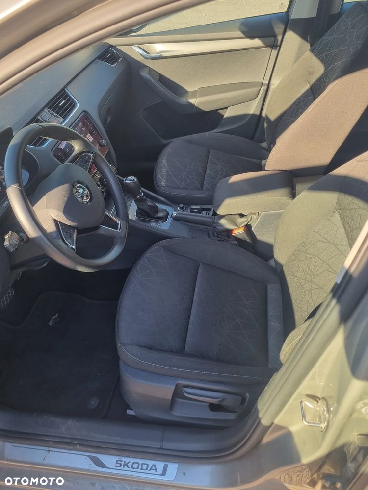 Skoda Octavia 1.8 TSI 4x4 Clever DSG - 12