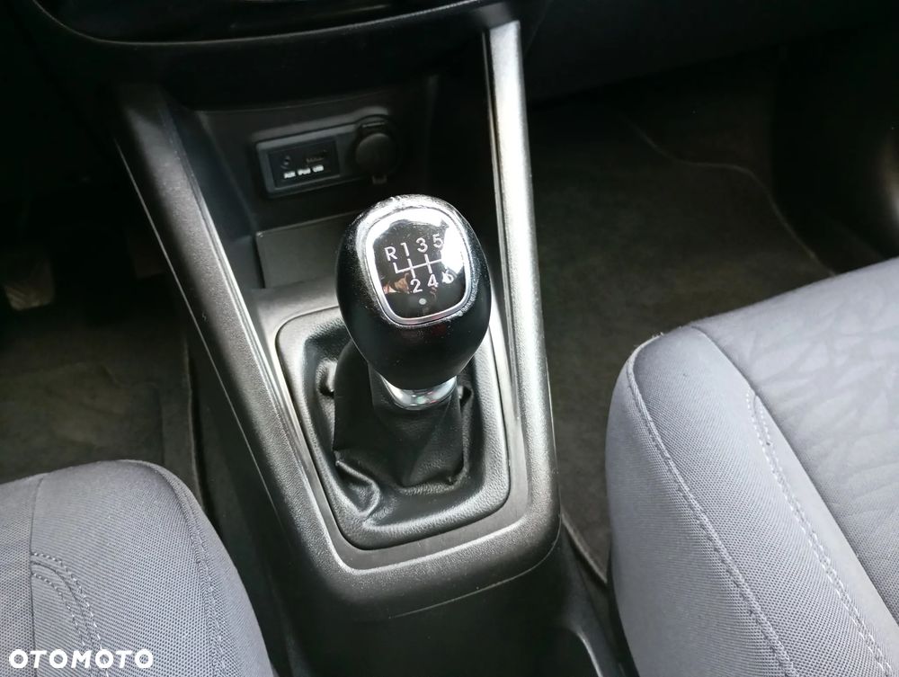Hyundai ix20 1.4 CRDi Comfort - 24