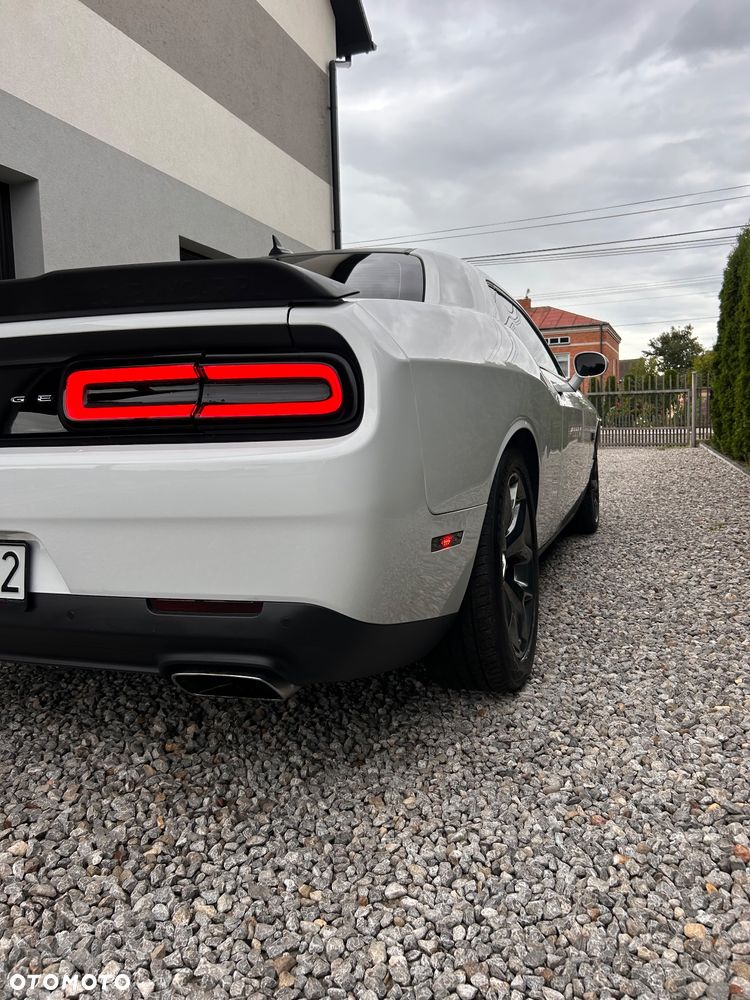 Dodge Challenger 5.7 R/T - 3