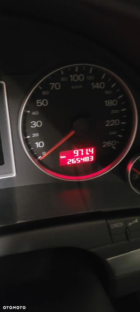 Audi A4 Limousine 1.8T - 13