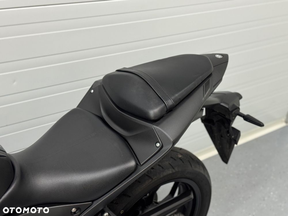 Yamaha MT - 19