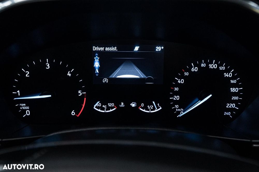 Ford Focus 1.5 EcoBlue Titanium - 30