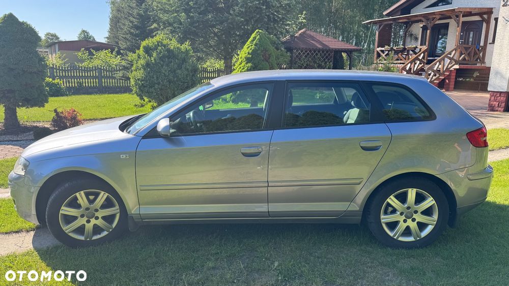Audi A3 Sportback 2.0 TDI Ambiente - 4