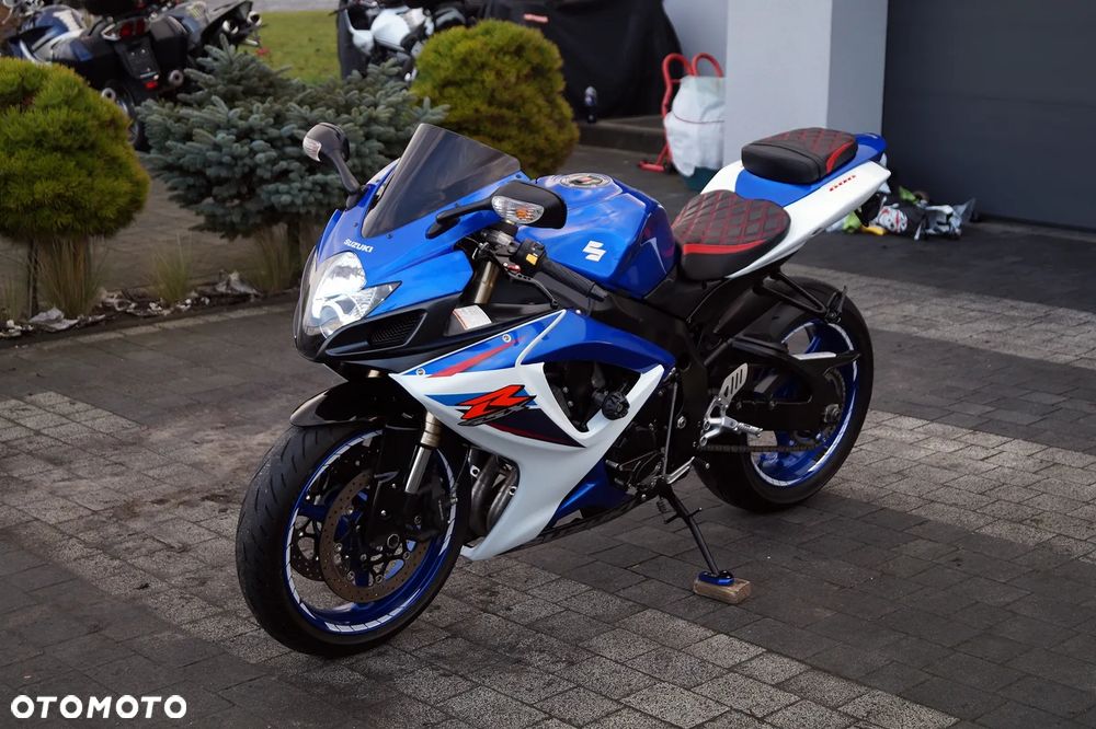 Suzuki GSX-R - 3
