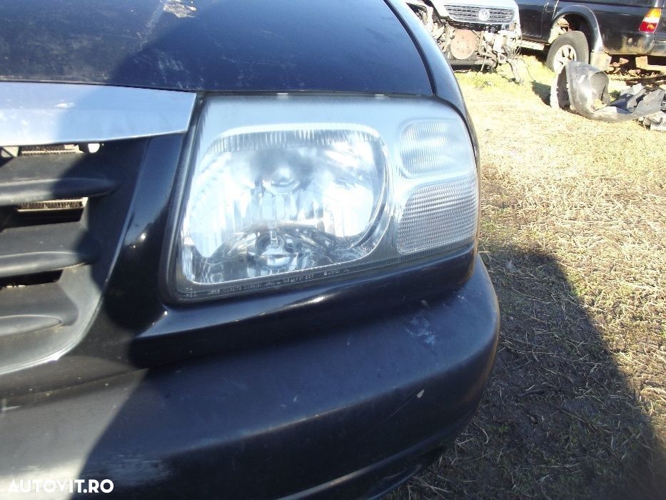 Far Suzuki Grand Vitara 1998-2005 faruri Suzuki Vitara 1998-2005 - 2