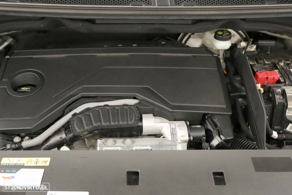 Peugeot 3008 1.2 Hybrid Allure e-DCS6 - 24