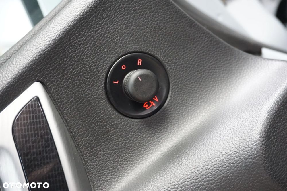 Opel Astra 2.0 CDTI Sport S&S - 25