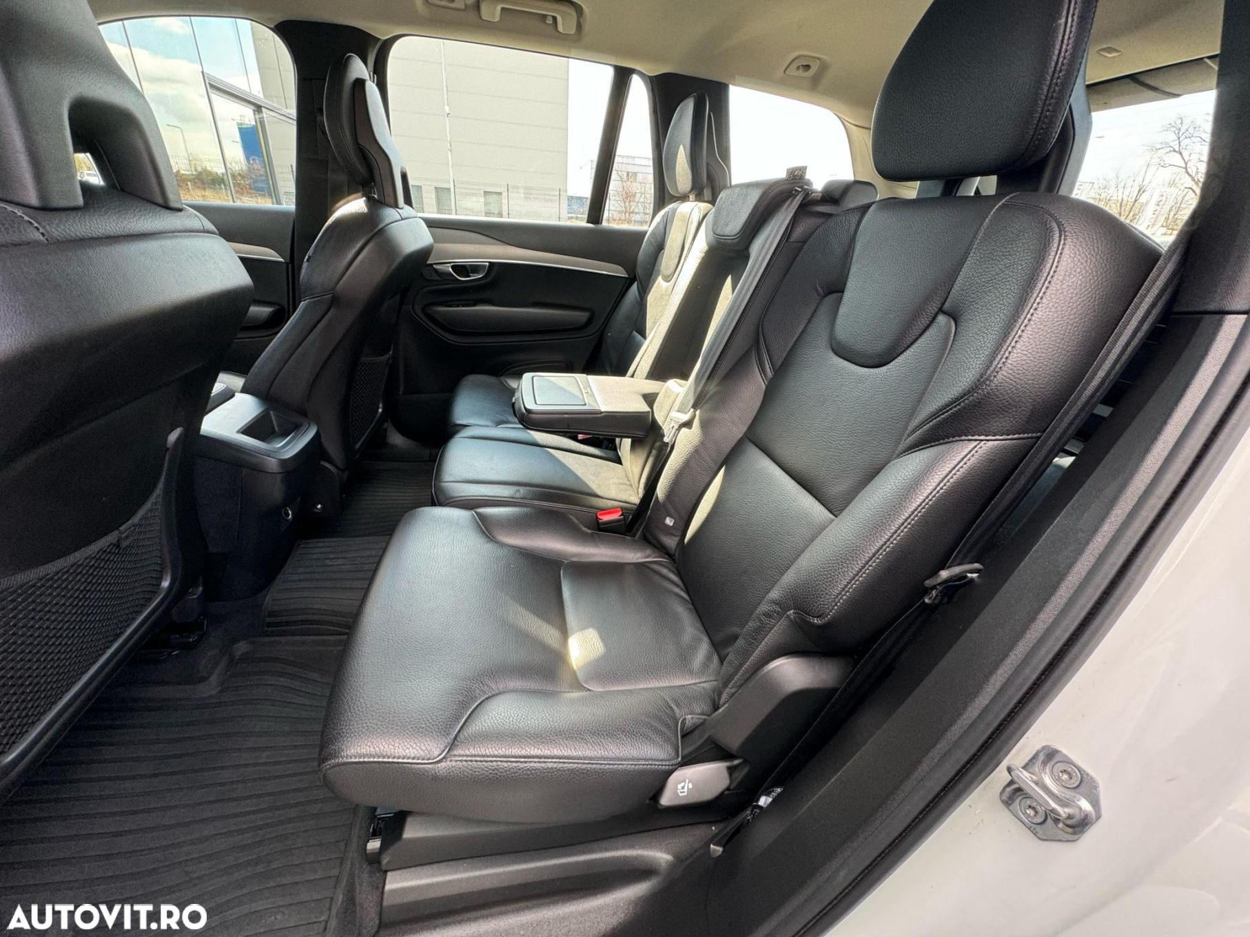 Volvo XC 90 B5 D AWD Geartronic Momentum Pro - 16