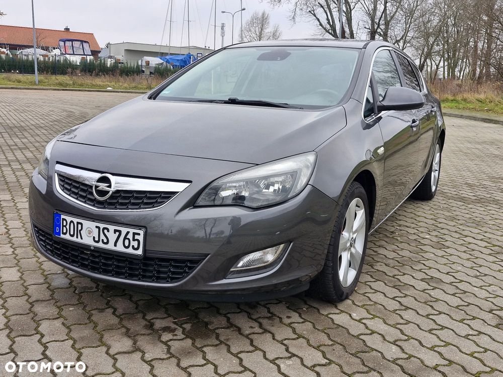 Opel Astra 1.4 T Cosmo - 31
