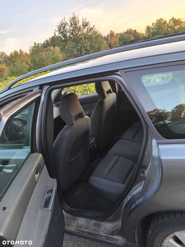 Volvo V50 - 4