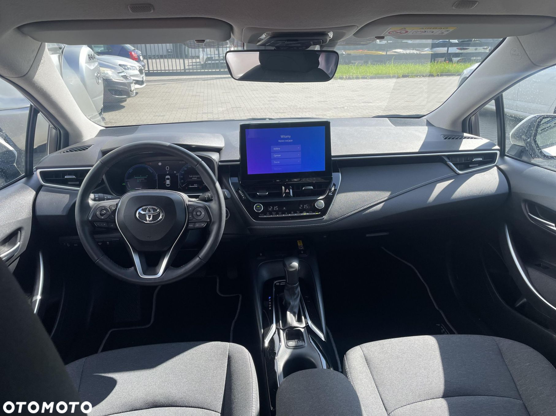 Toyota Corolla 1.8 Hybrid Style - 19