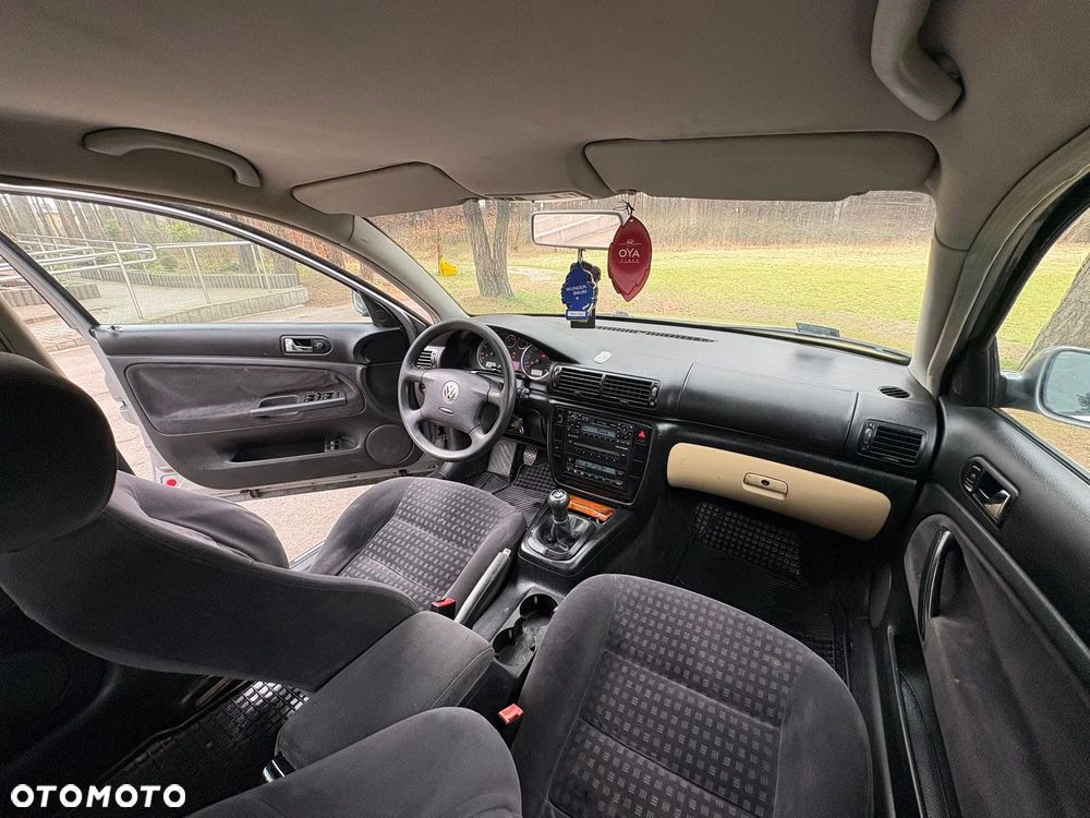 Volkswagen Passat 2.0 Comfortline - 9