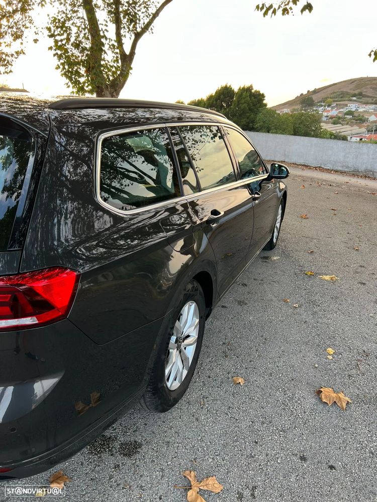 VW Passat Variant 2.0 TDi Conceptline DSG - 5